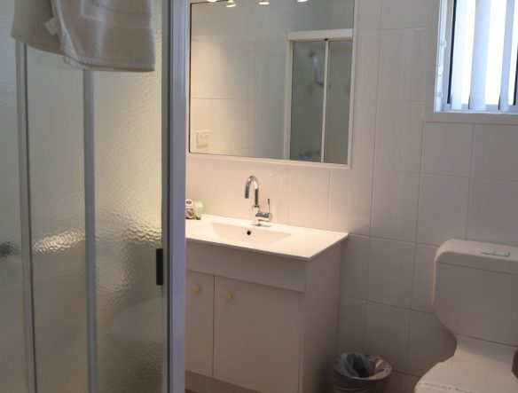 executive queen room